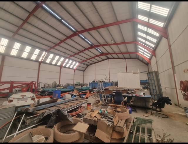 1,643M² WAREHOUSE TO LET IN PHILIPPI
